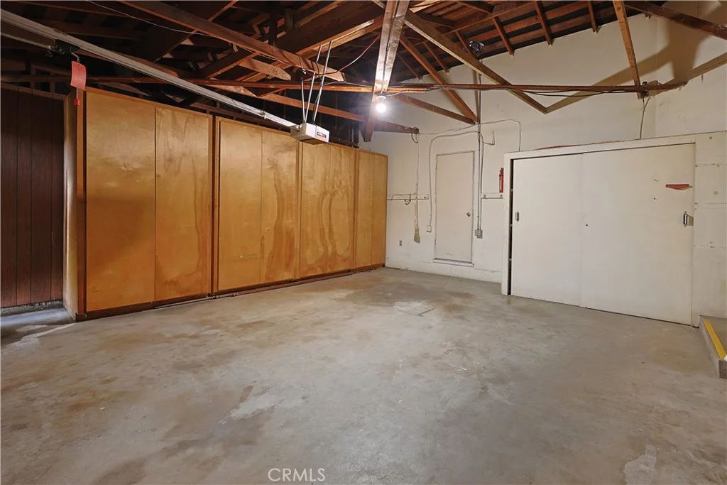 9544 Raviller Dr, Downey, CA 90240