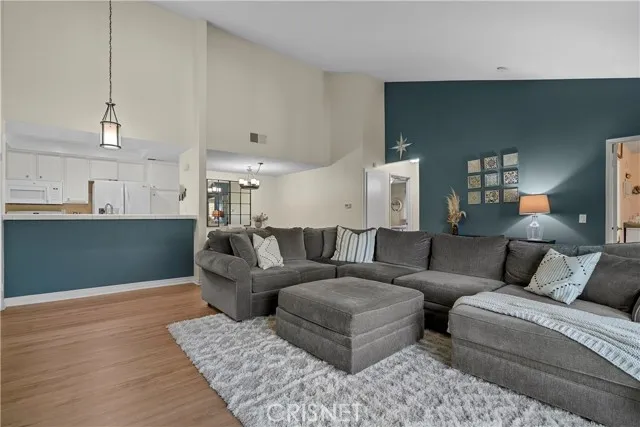 24835 Apple Street Unit E, Newhall, CA 91321