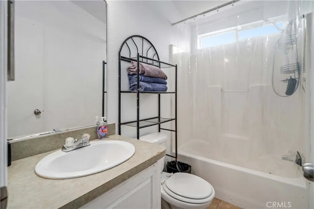 Additional image 19 of 45465 25th Street E Unit SPC108, Lancaster, CA 93535