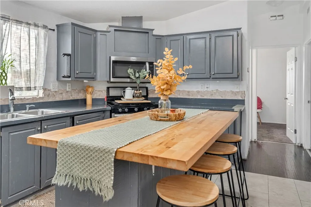 Additional image 35 of 45465 25th Street E Unit SPC108, Lancaster, CA 93535