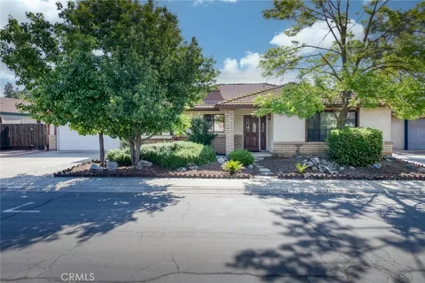 7664 N Gearhart Avenue, Fresno, CA MLS: FR25108694