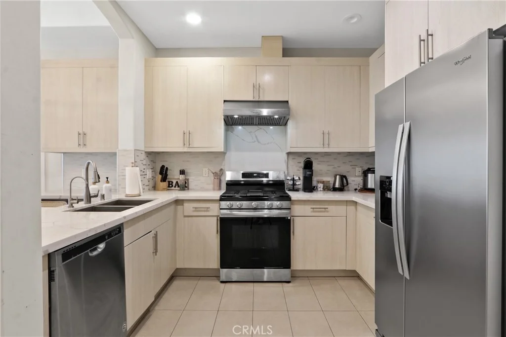 1598 Long Beach Boulevard Unit 412, Long Beach, CA 90813