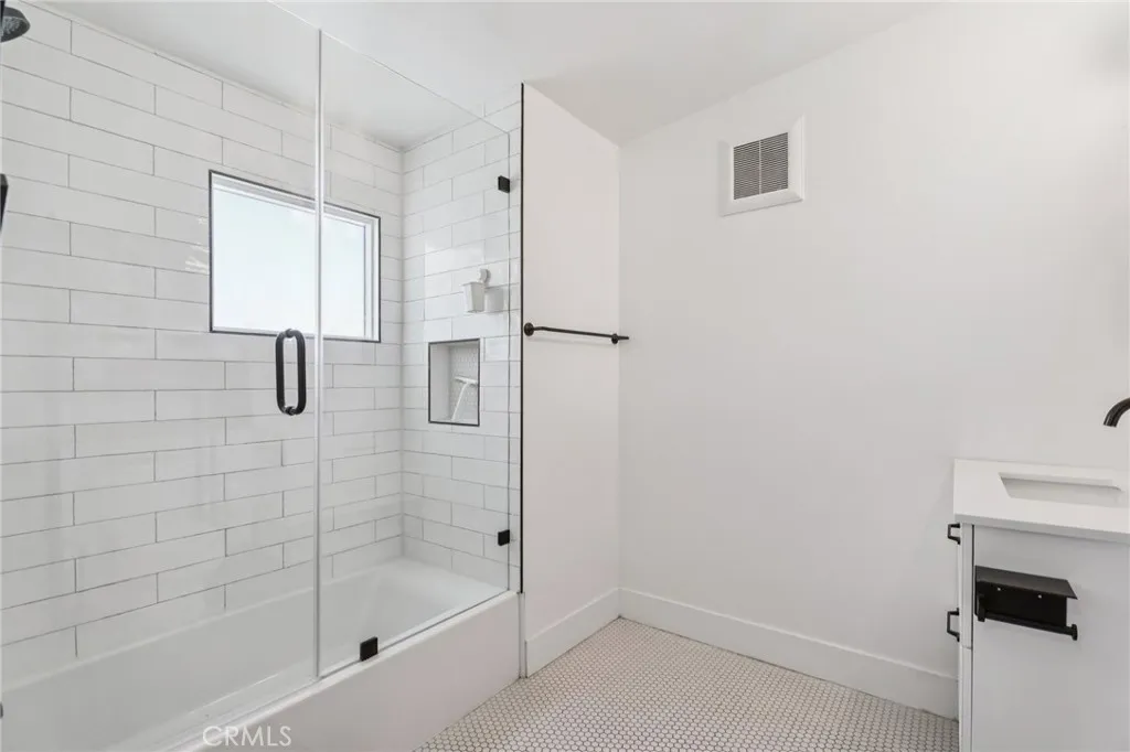 Additional image 29 of 230 S B St Unit 1, Tustin, CA 92780