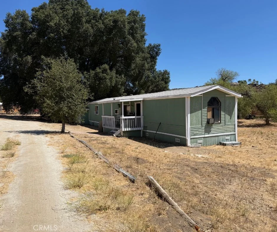 37525 E Benton Road, Temecula, CA 92592 photo 4