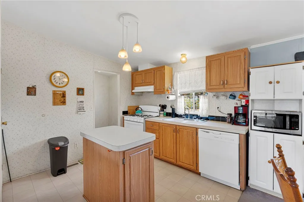 Additional image 15 of 12837 Hacienda Rd, Phelan, CA 92371