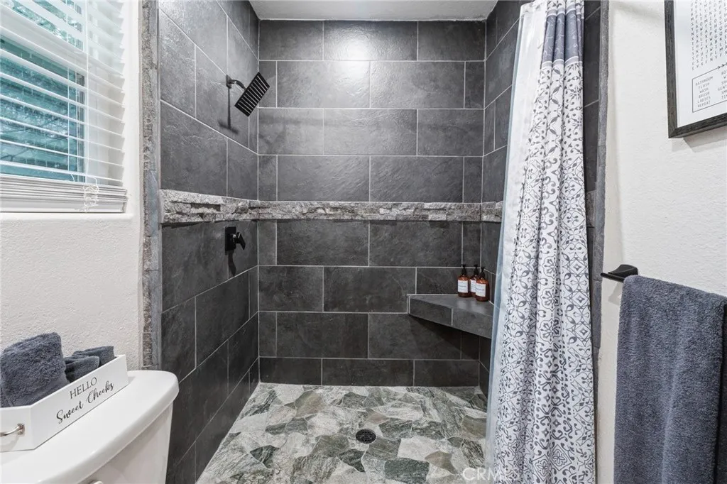 Additional image 17 of 24082 Altdorf Drive, Crestline, CA 92325