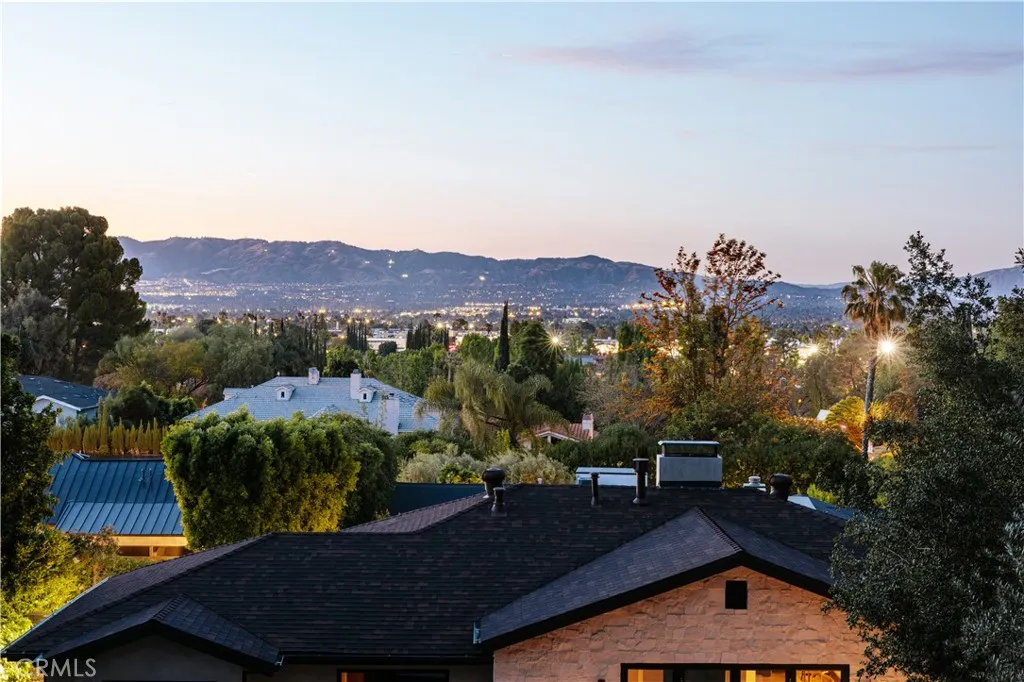 Additional image 2 of 17930 Karen Drive, Encino, CA 91316