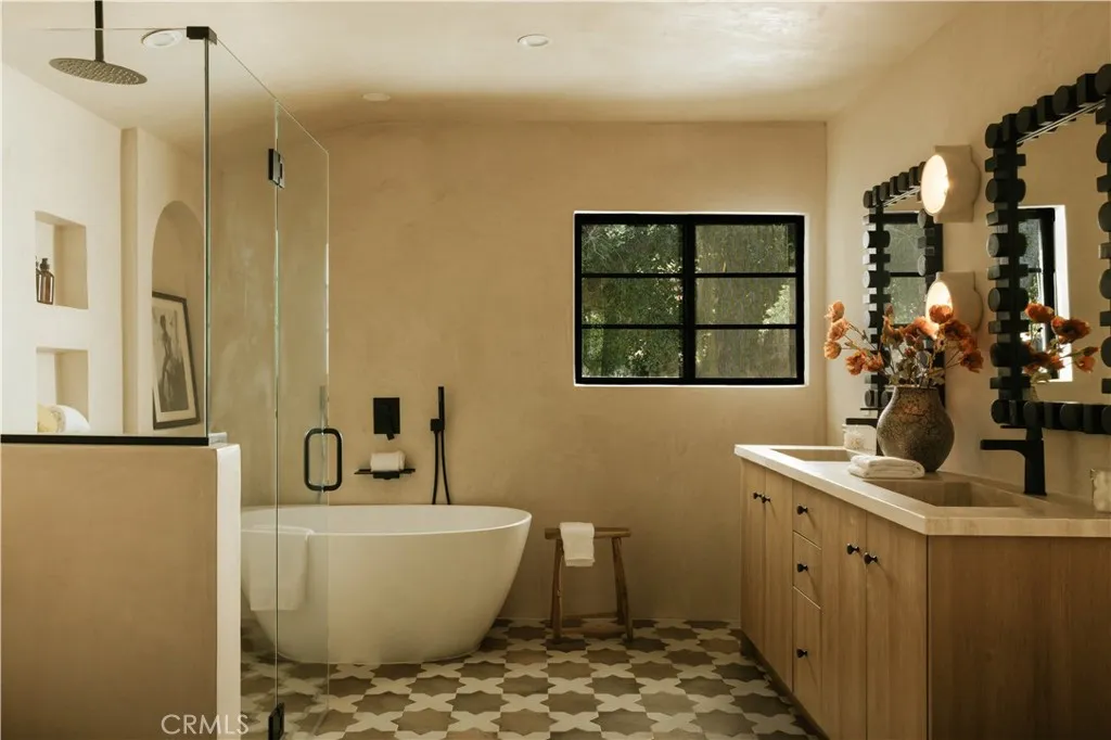 Additional image 32 of 17930 Karen Drive, Encino, CA 91316