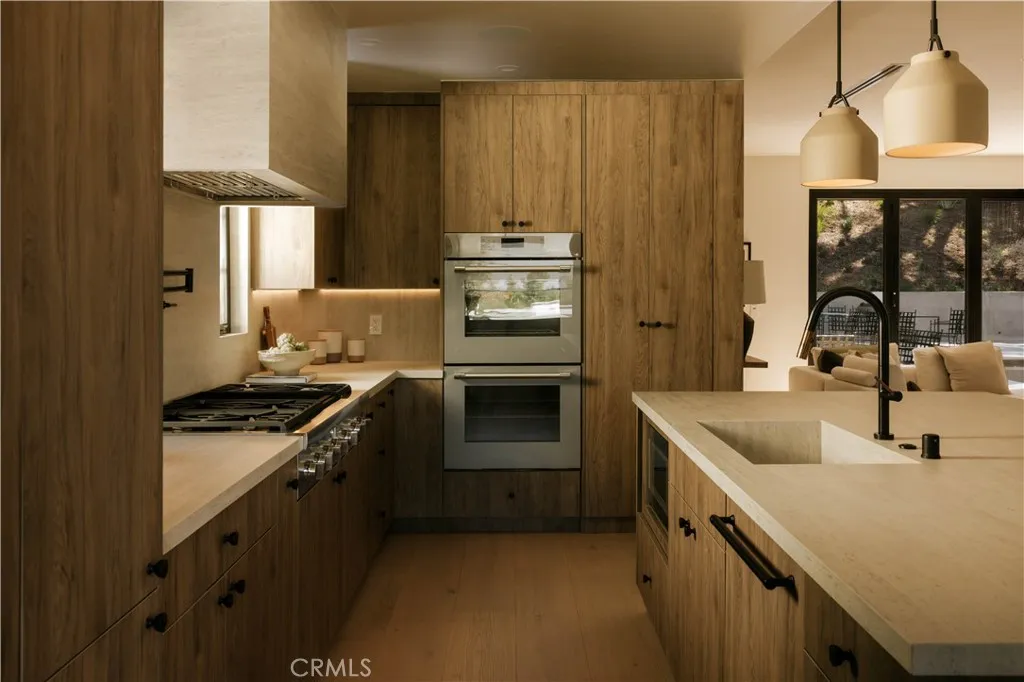 Additional image 15 of 17930 Karen Drive, Encino, CA 91316