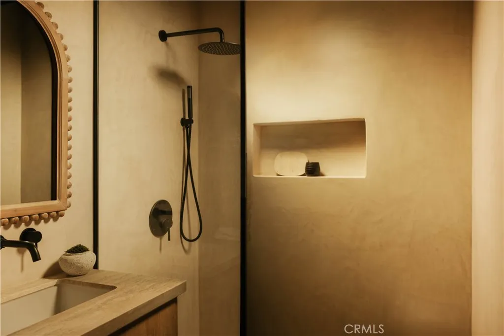 Additional image 70 of 17930 Karen Drive, Encino, CA 91316