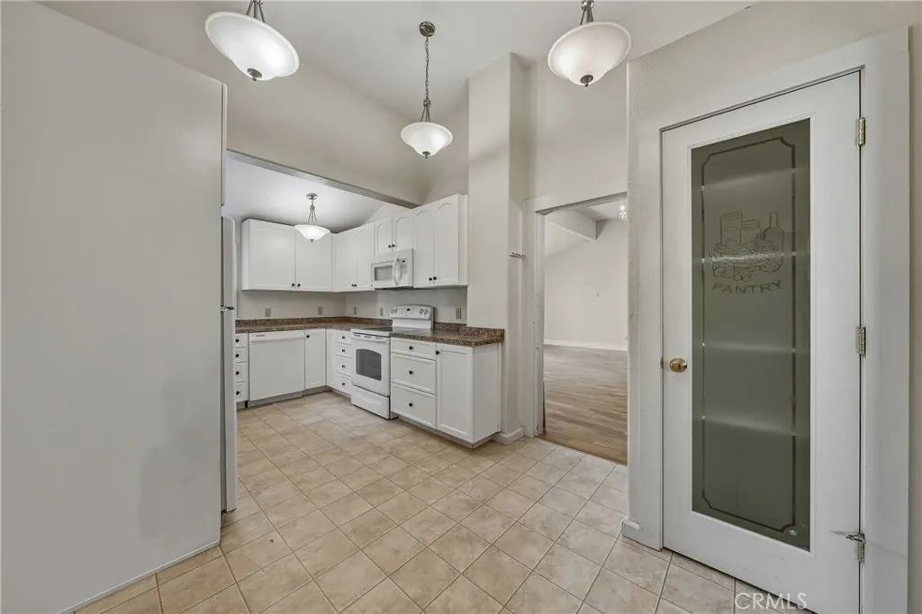 Additional image 101 of 150 Clearlake Ave, Lakeport, CA 95453