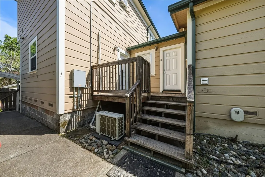 Additional image 40 of 150 Clearlake Ave, Lakeport, CA 95453