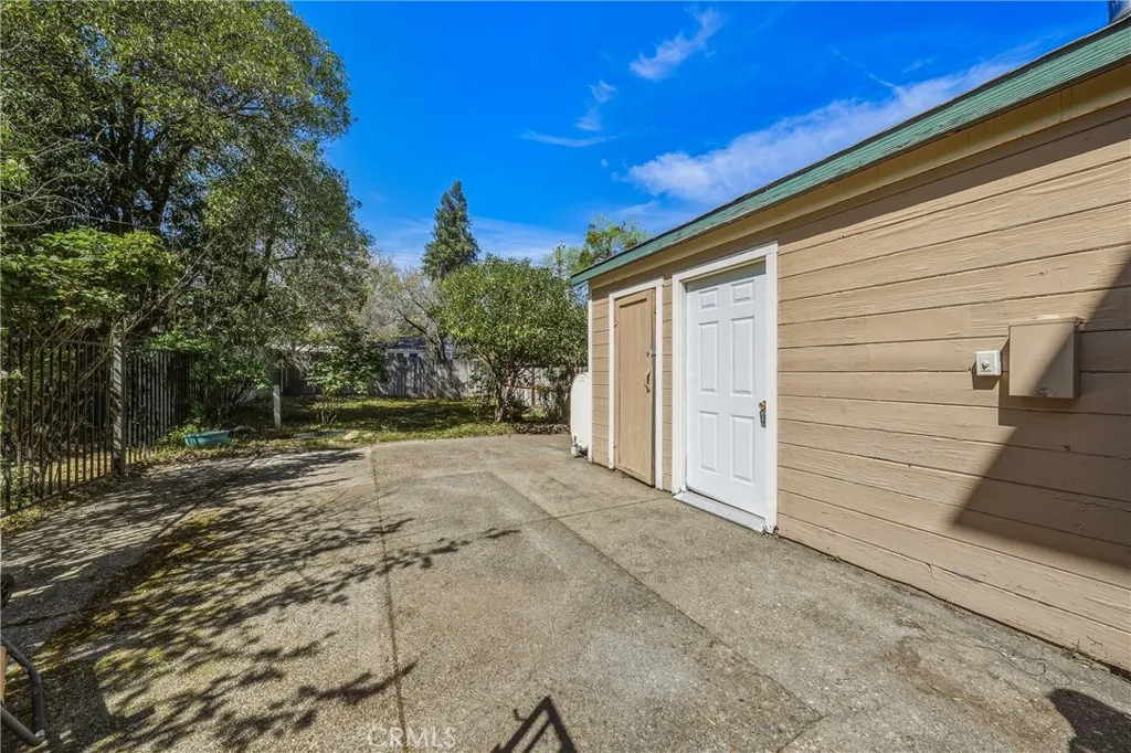 Additional image 121 of 150 Clearlake Ave, Lakeport, CA 95453
