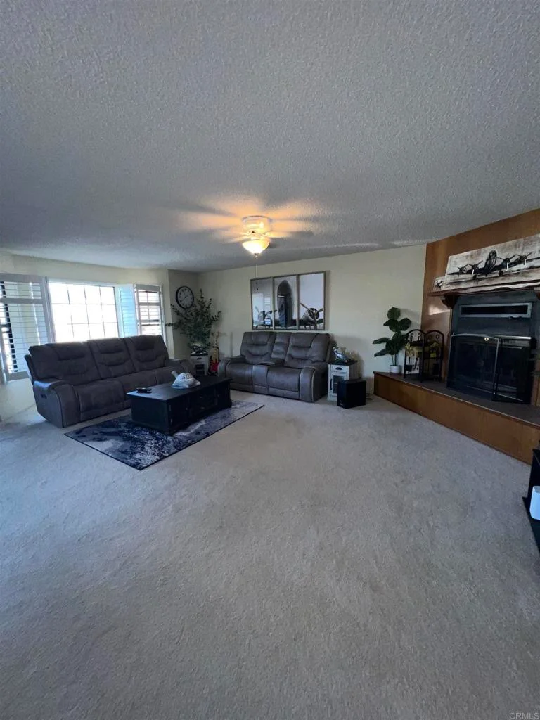 1622 Lotus Gln, Escondido, CA 92026 photo 5