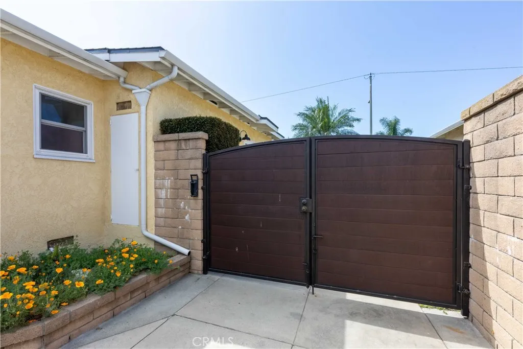 Additional image 109 of 5401 E Canton St, Long Beach, CA 90815
