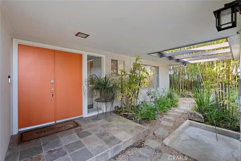 3517 Scadlock Lane, Sherman Oaks, CA 91403 - MLS#: SR25023932