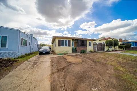 1324 W 101st Street, Los Angeles, CA 90044 - MLS#: PW25020426