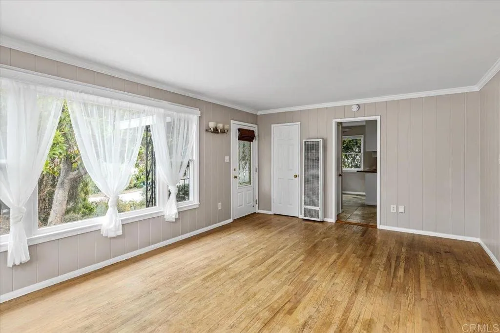 Additional image 5 of 139 Hillside, Vista, CA 92084