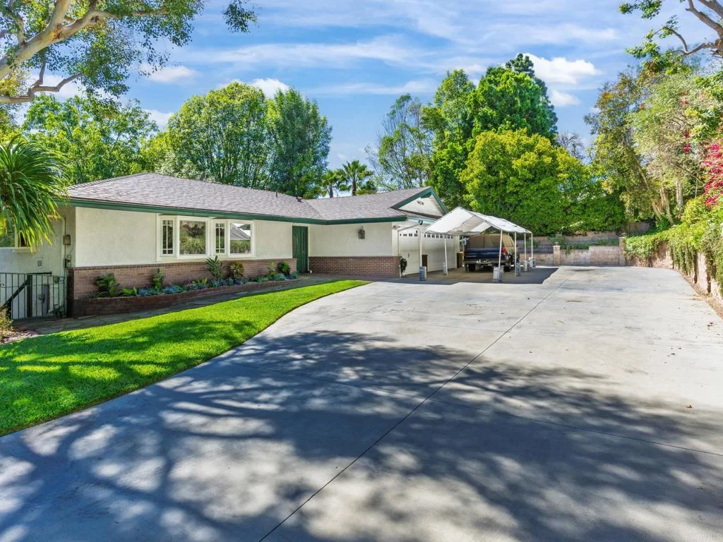 33 Empty Saddle Lane, Rolling Hills Estates, CA 90274 photo 3