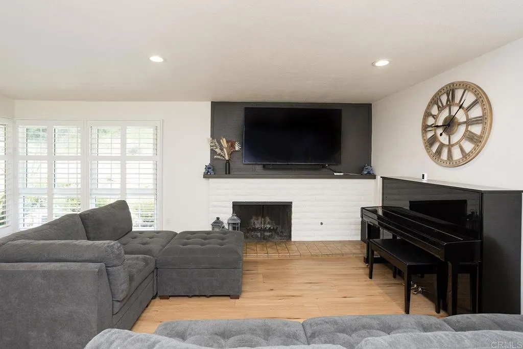 Additional image 9 of 5627 Yerba Anita Dr, San Diego, CA 92115