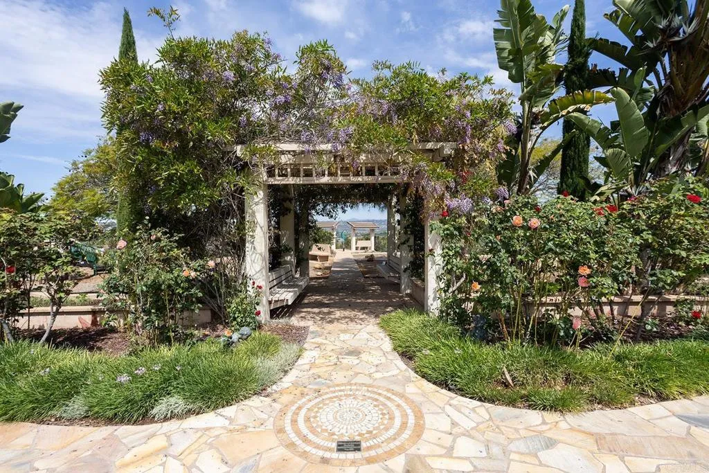 Additional image 106 of 5627 Yerba Anita Dr, San Diego, CA 92115