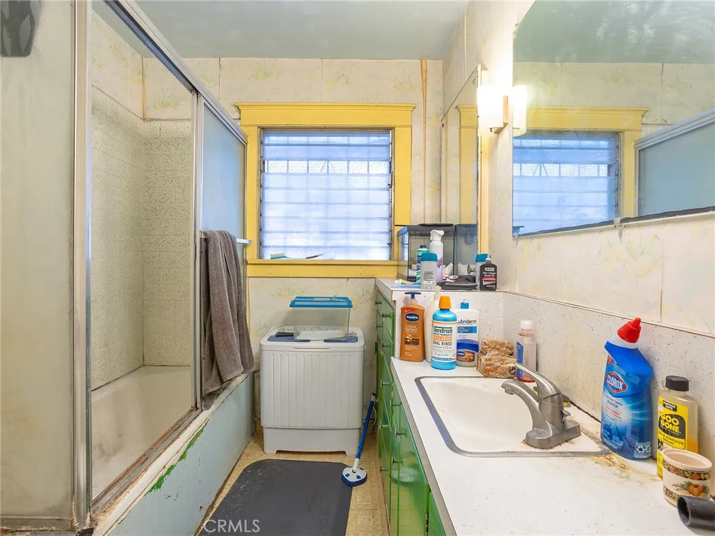 Additional image 51 of 5231 Rockland Avenue, Los Angeles, CA 90041