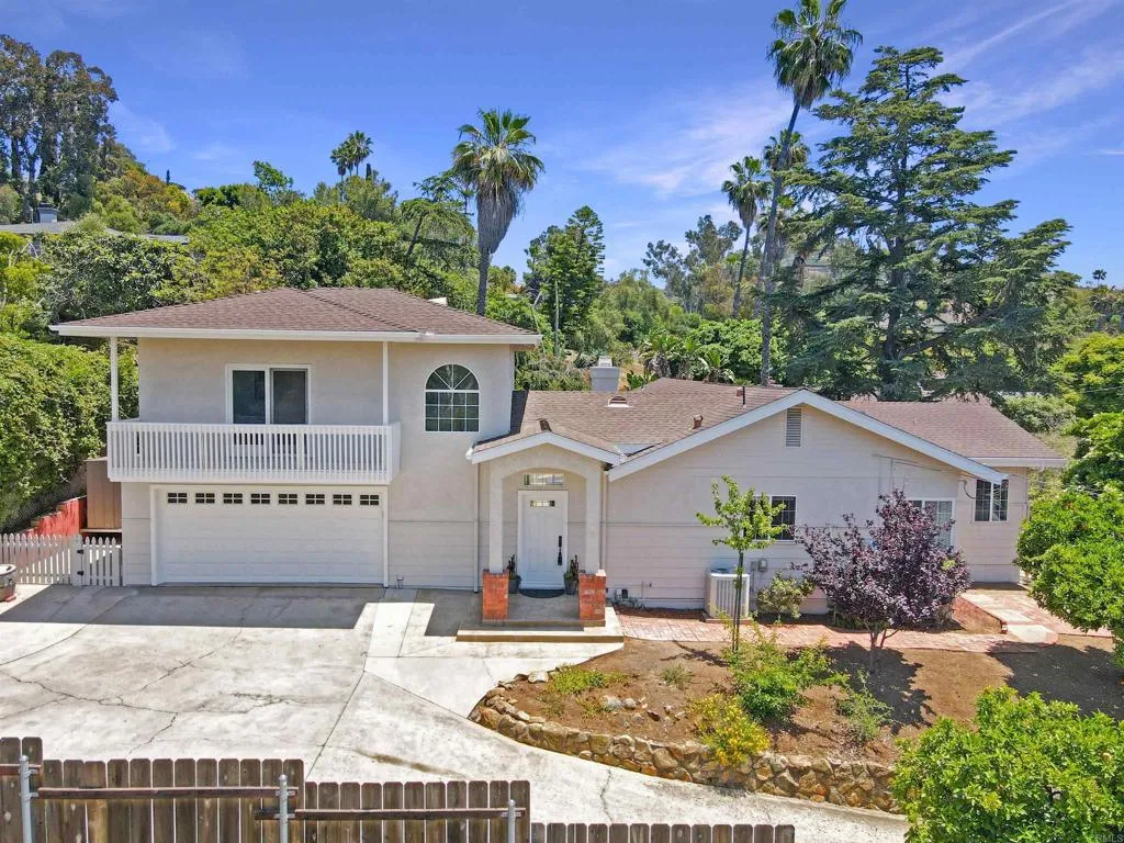 9228 Shirley Dr  