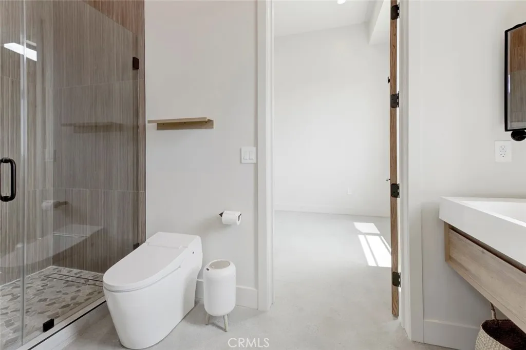 Additional image 26 of 8504 Outland View Dr, Sun Valley, CA 91352