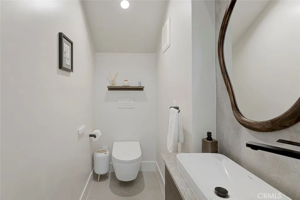 Additional image 54 of 8504 Outland View Dr, Sun Valley, CA 91352