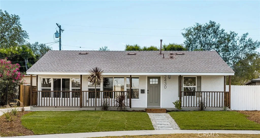 2430 W Bennett St, Compton, CA 90220 photo 2