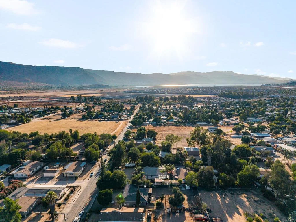 21460 Vine Street, Wildomar, CA 92595