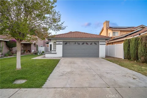 14336 Westward Drive, Fontana, CA MLS: CV25083820