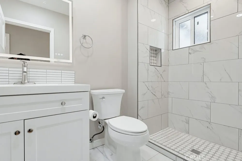 Additional image 51 of 5016 W 116 St W, Hawthorne, CA 90250