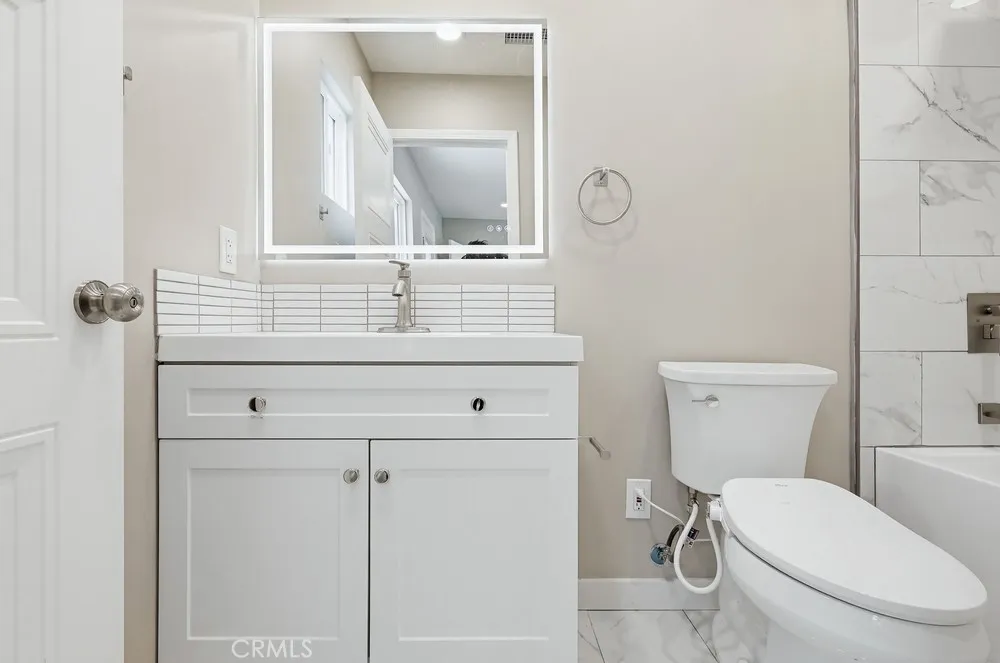 Additional image 53 of 5016 W 116 St W, Hawthorne, CA 90250