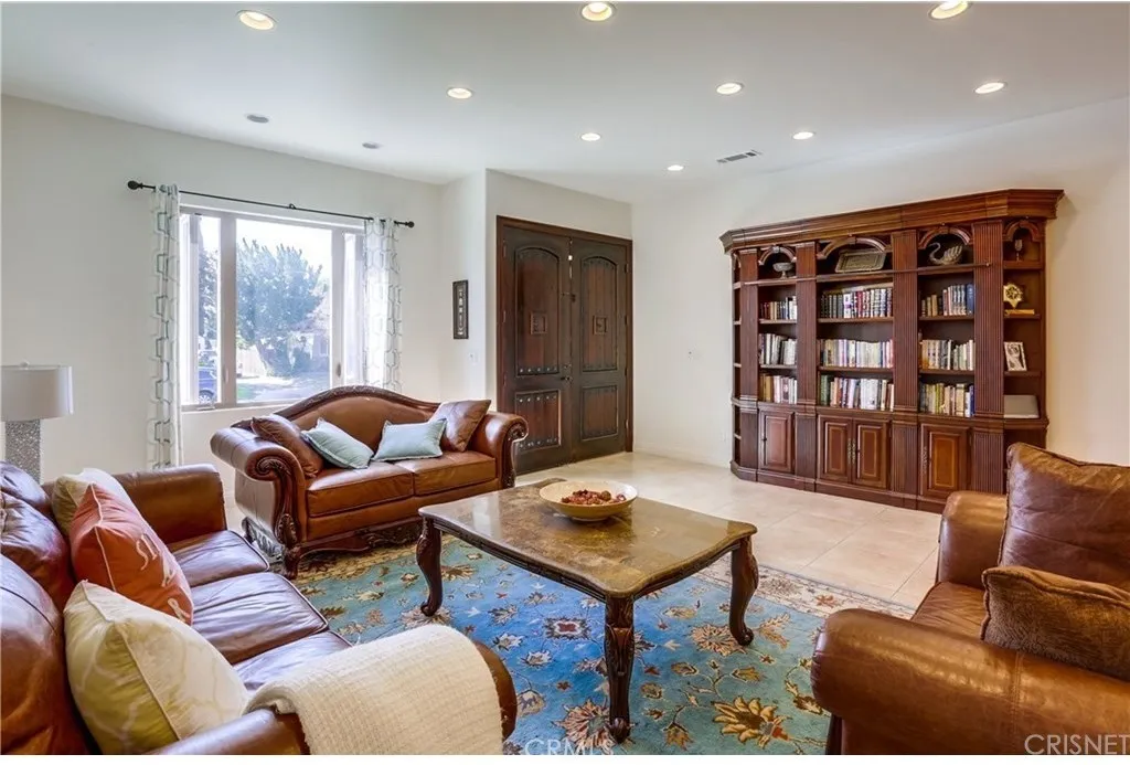 Additional image 13 of 12525 Miranda Street, Valley Village, CA 91607