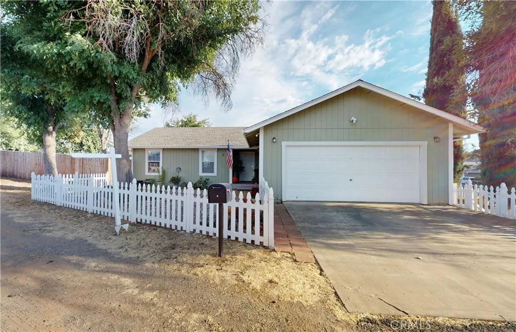 15139 Polk Dr  