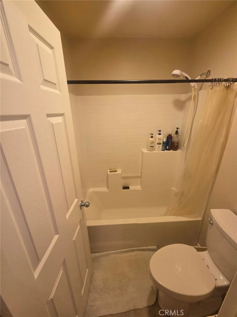 6853 Sunsight Way, Jurupa Valley, CA 92509