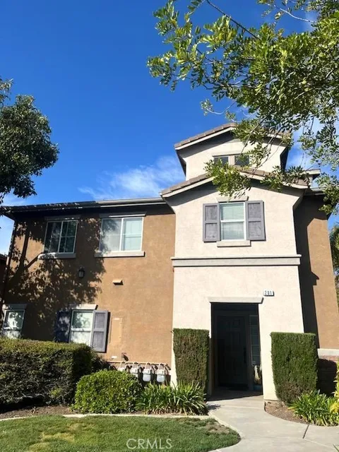26313 Arboretum Way Unit 201, Murrieta, CA MLS: SW25084382