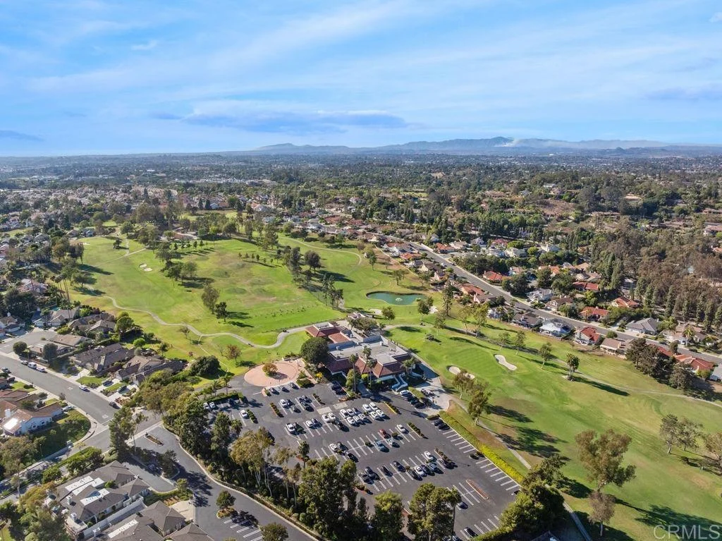 1083 Shadowridge Drive Unit 100, Vista, CA 92083