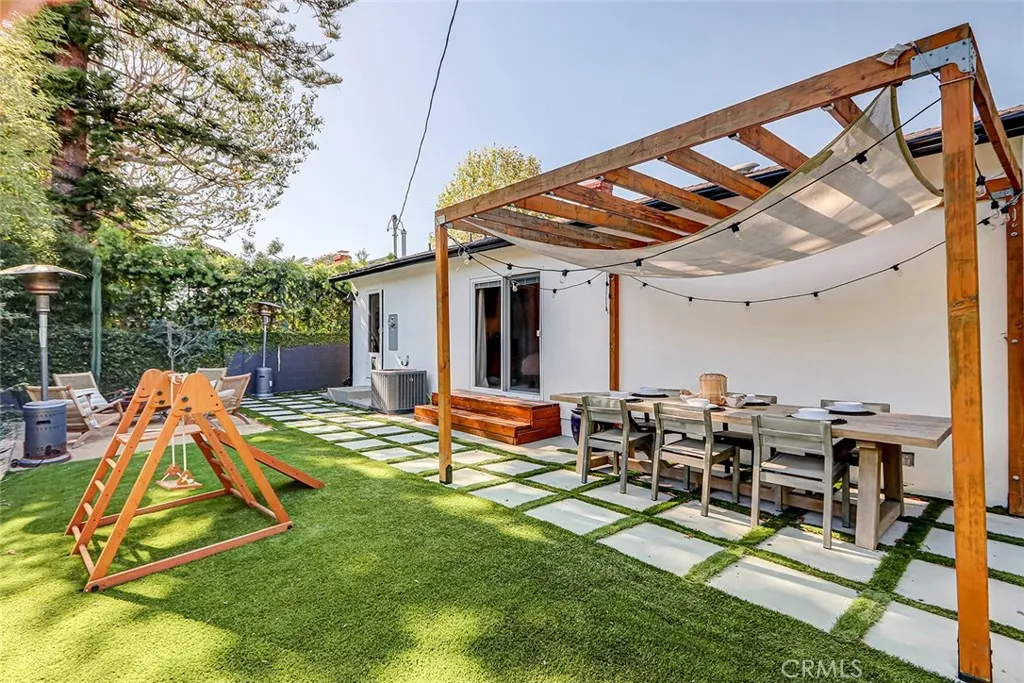 Additional image 55 of 11912 Mccune Ave, Los Angeles, CA 90066