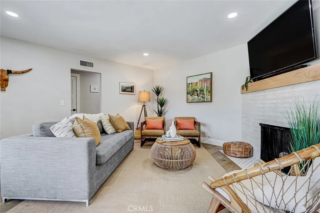 Additional image 33 of 11912 Mccune Ave, Los Angeles, CA 90066