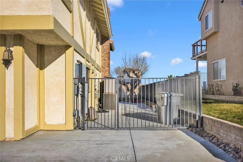 Additional image 101 of 13685 Hidden Valley Road, Victorville, CA 92395