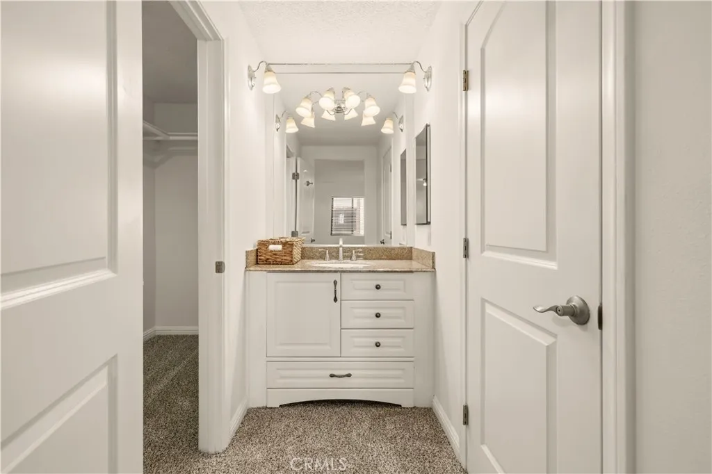 Additional image 11 of 18193 Sundowner Way Unit 815, Canyon Country, CA 91387