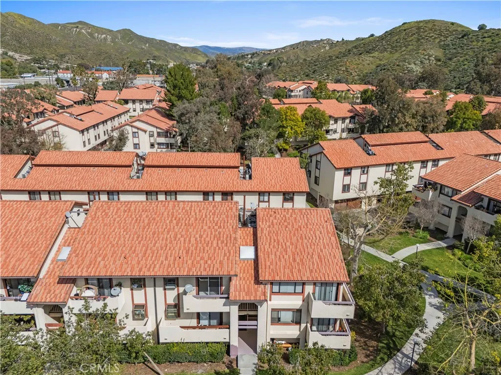 Additional image 122 of 18193 Sundowner Way Unit 815, Canyon Country, CA 91387