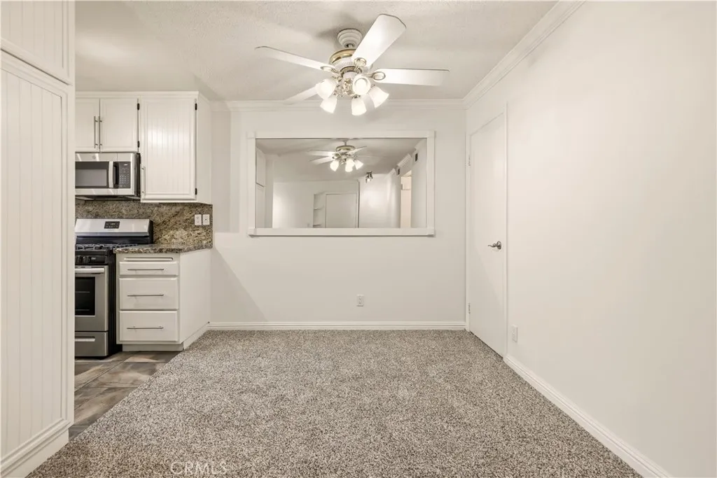 Additional image 92 of 18193 Sundowner Way Unit 815, Canyon Country, CA 91387