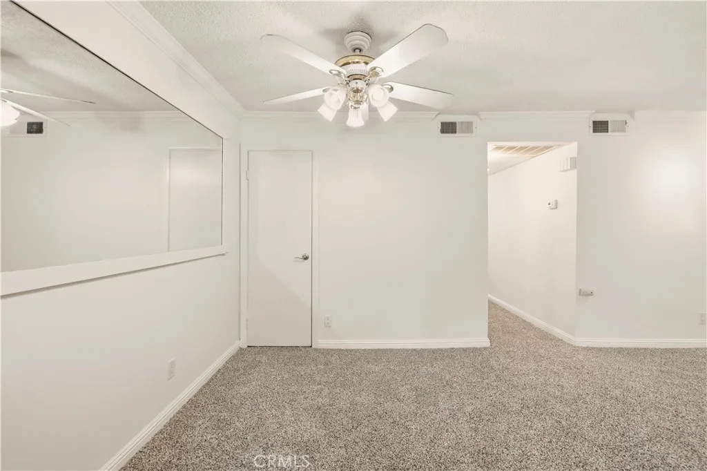 Additional image 93 of 18193 Sundowner Way Unit 815, Canyon Country, CA 91387