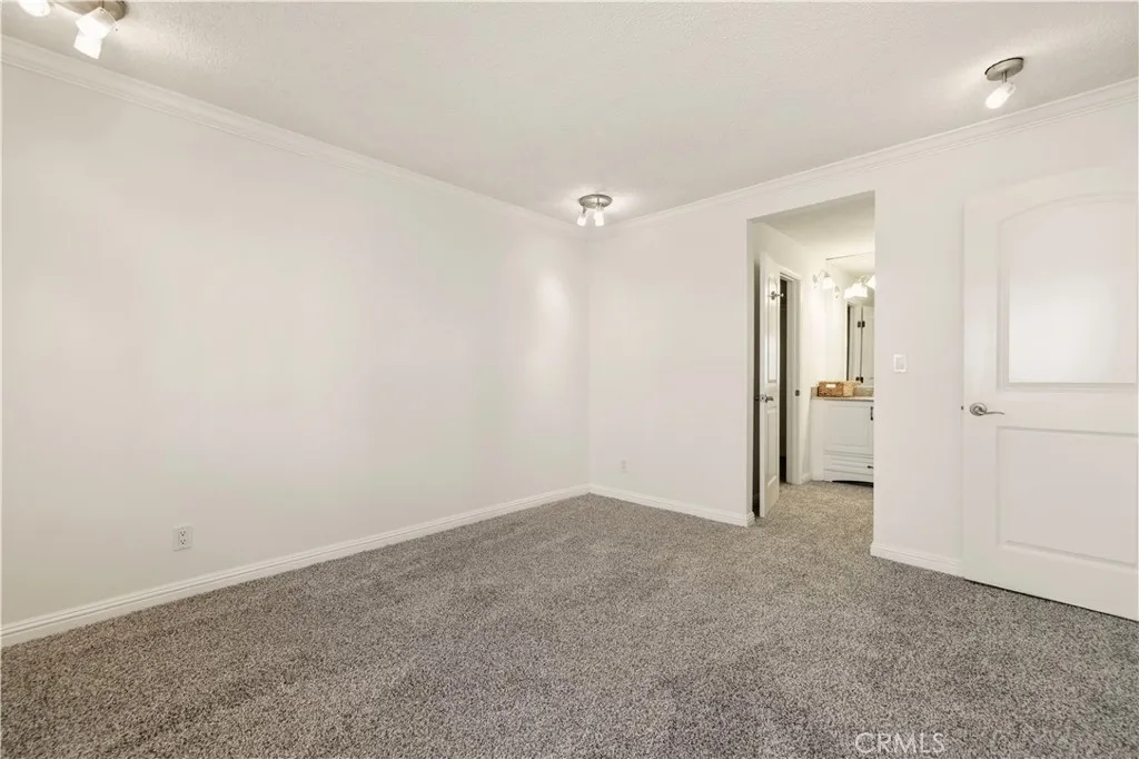 Additional image 21 of 18193 Sundowner Way Unit 815, Canyon Country, CA 91387