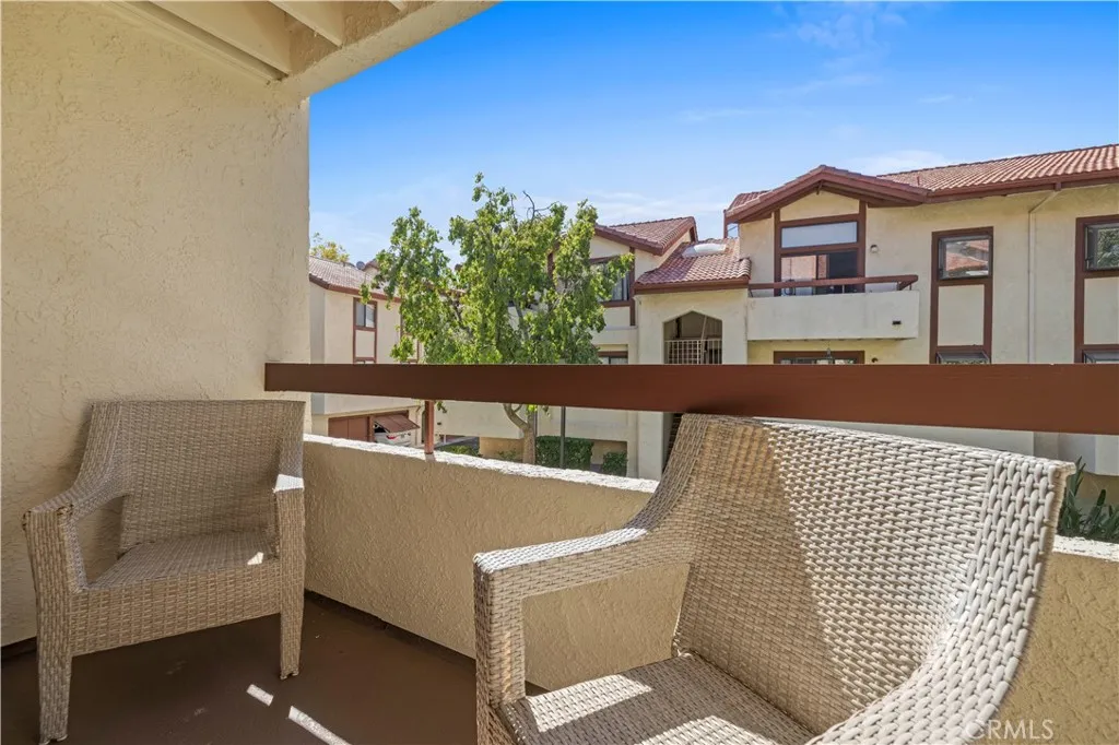 Additional image 96 of 18193 Sundowner Way Unit 815, Canyon Country, CA 91387