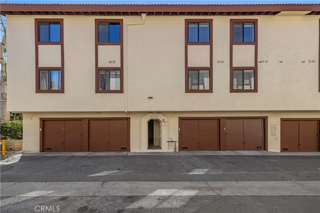 Additional image 101 of 18193 Sundowner Way Unit 815, Canyon Country, CA 91387