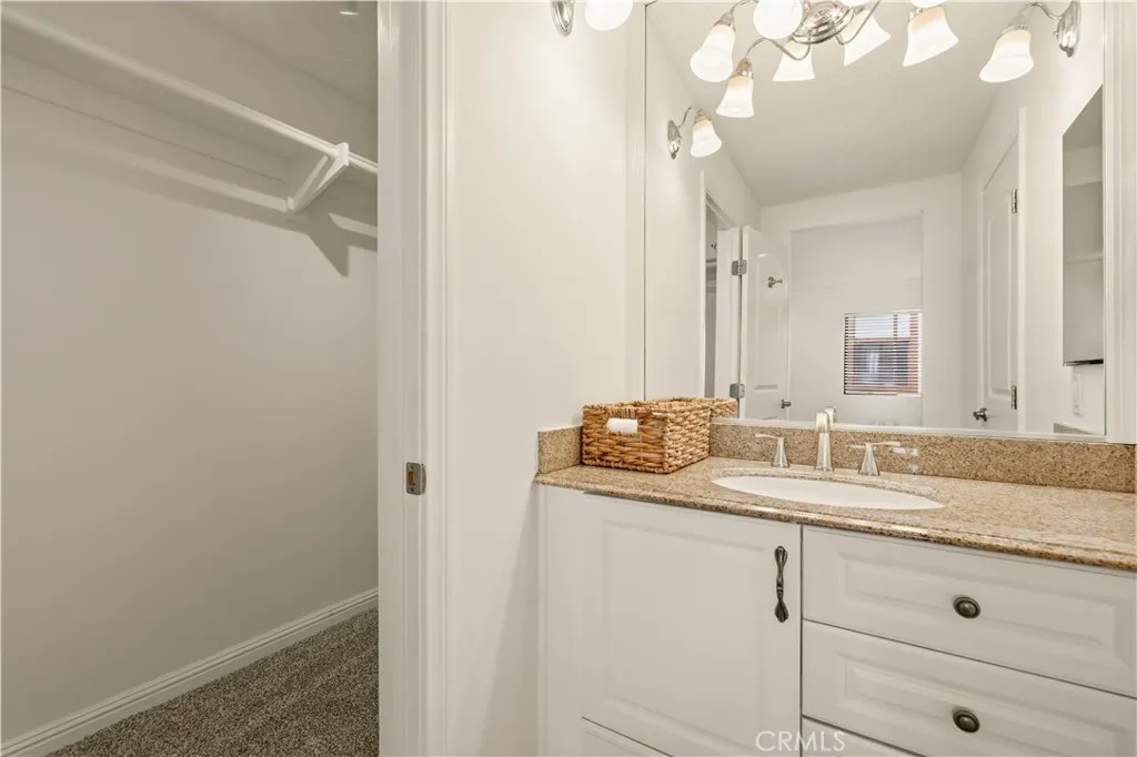 Additional image 74 of 18193 Sundowner Way Unit 815, Canyon Country, CA 91387